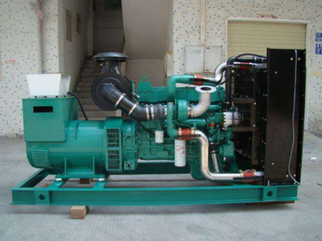 灌云1100kw康明斯柴油发电机组图片 灌云1100kw康明斯柴油发电机组图片